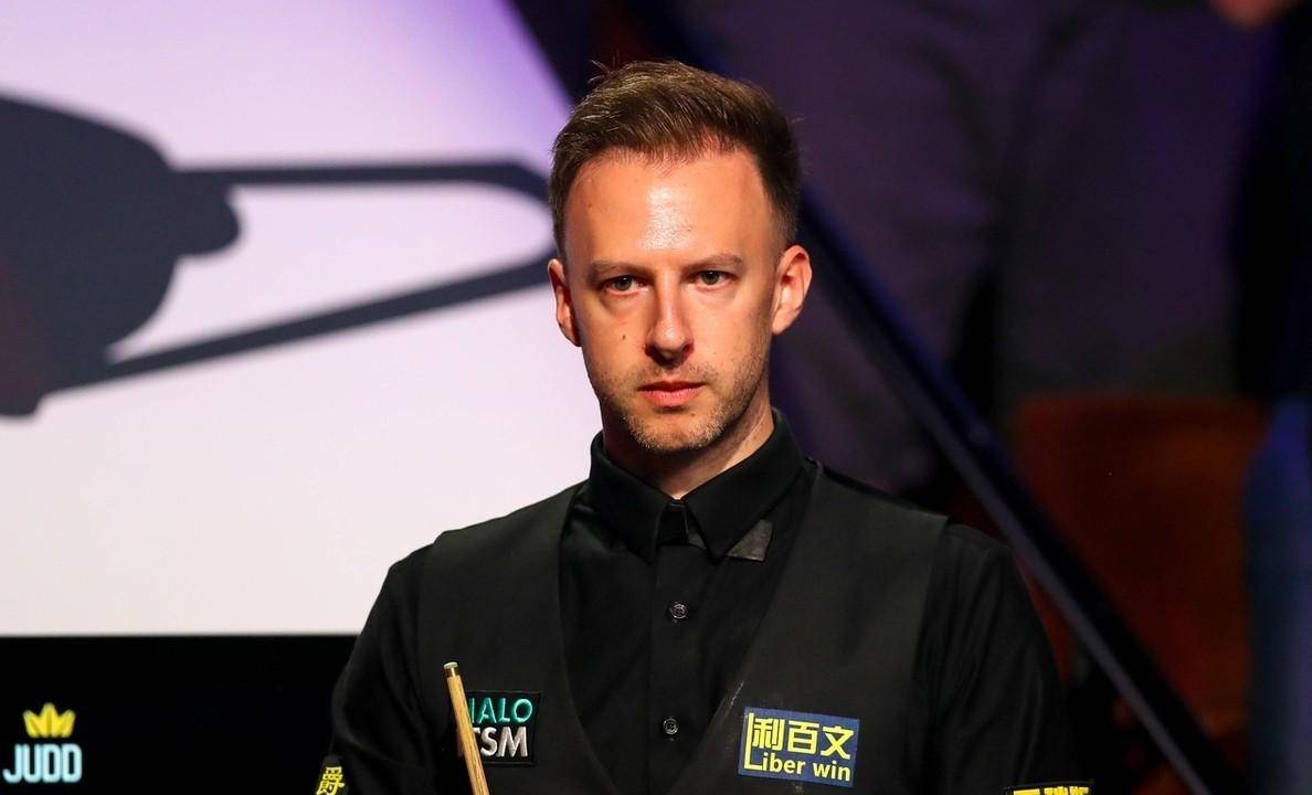 他不仅坚持 他不仅坚持