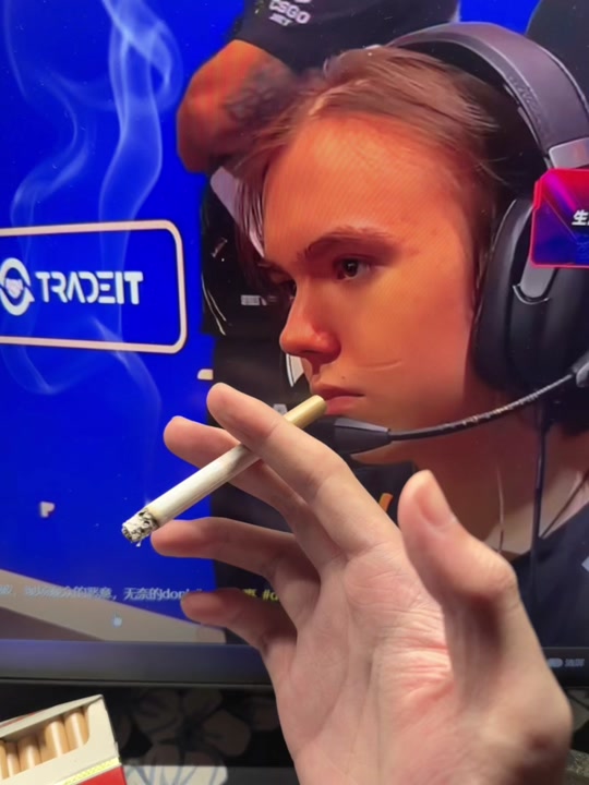 合时宜的光 合时宜的光